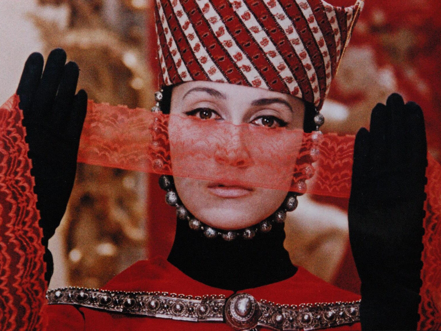 Кадр из фильма&nbsp;«Цвет граната» (1968)