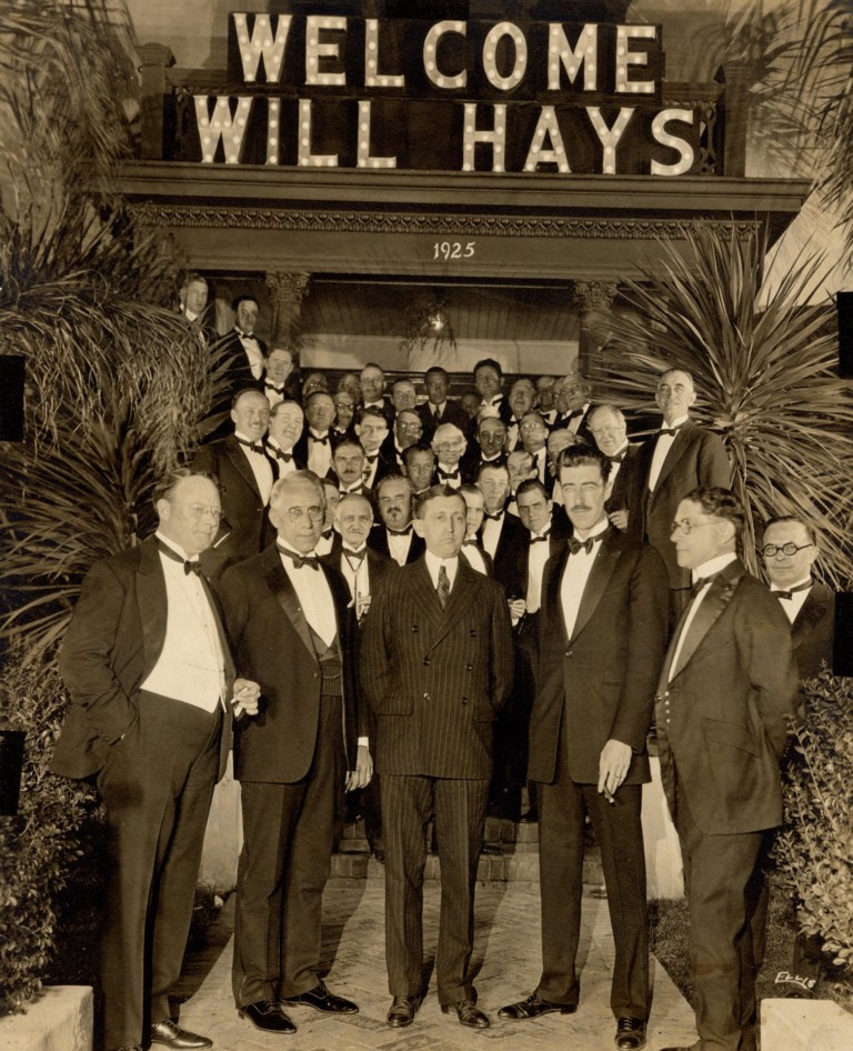 Уильям Хейс (в центре) на банкете Клуба режиссёров, 1925 г.